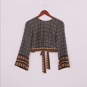 Bell sleeve tie back crop